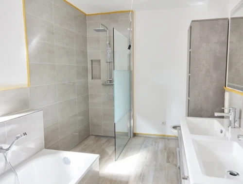 Bathroom rejuvenation and resurfacing in Hobart without a full renovation